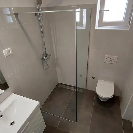 דירה Aurora Apartment, *